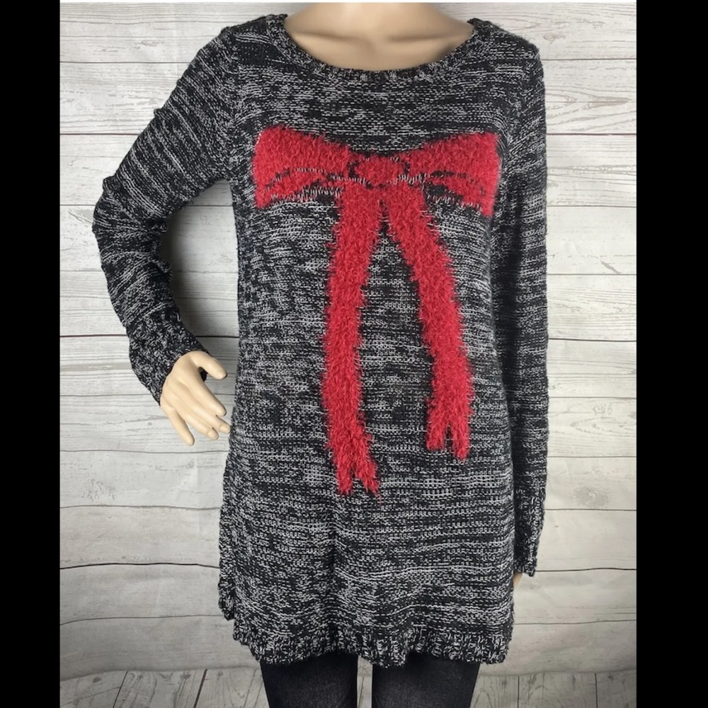 Derek Heart Maternity Sweater